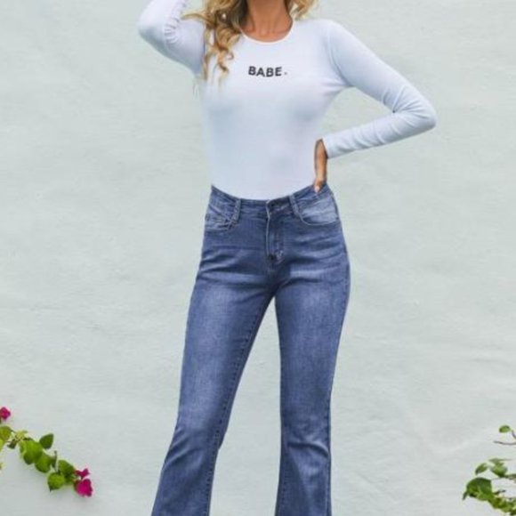 Sherri Bell Bottom Jeans Medium Wash - Picture 2 of 7